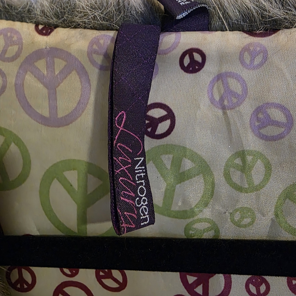Faux Fur Vest with Peace Sign Lining - Picture 2 of 6
